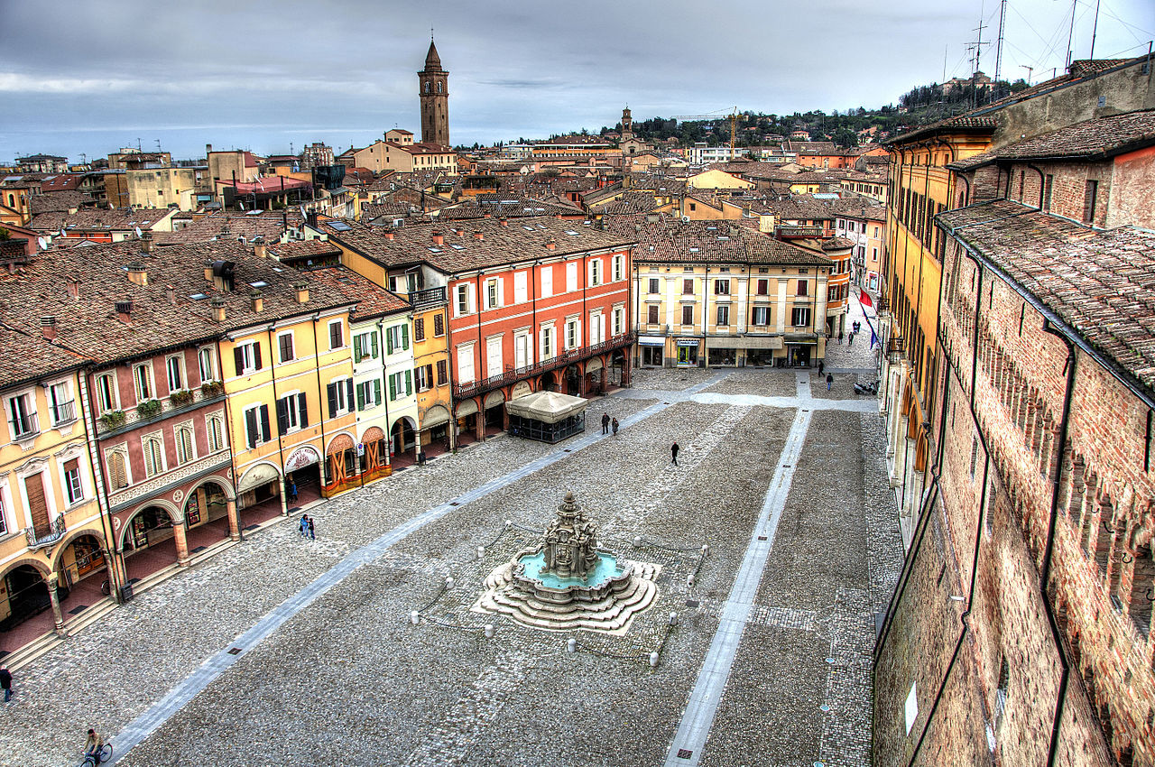 Cesena piazza | Banca Valsabbina